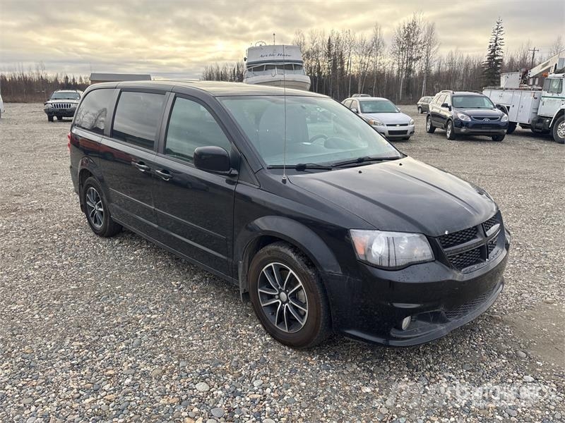 Dodge Grand Caravan Minivan Avtomobili
