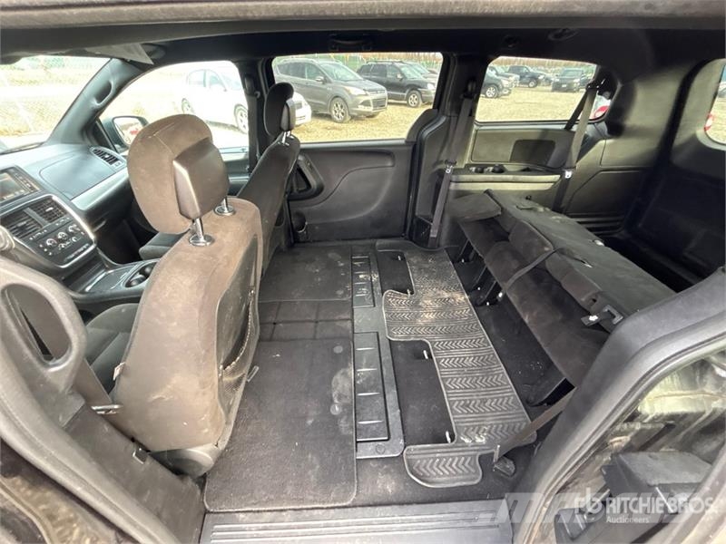 Dodge Grand Caravan Minivan Avtomobili