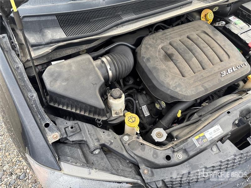 Dodge Grand Caravan Minivan Avtomobili