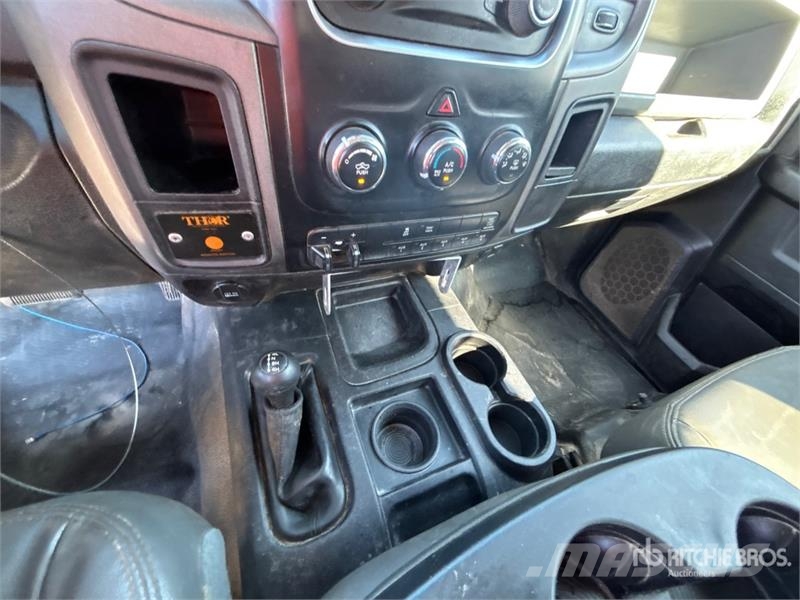 Dodge Ram 2500 その他