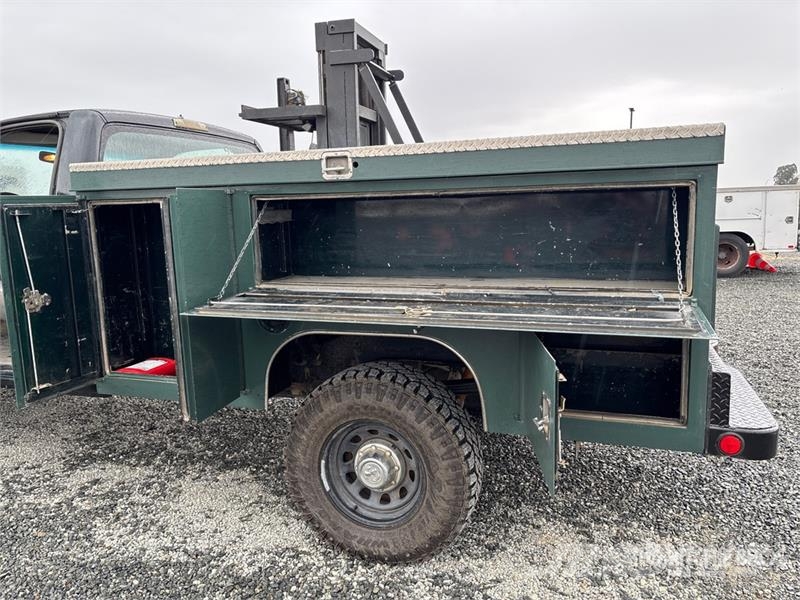 Dodge Ram 2500 4x4 Utility Truck Ldv/dropside