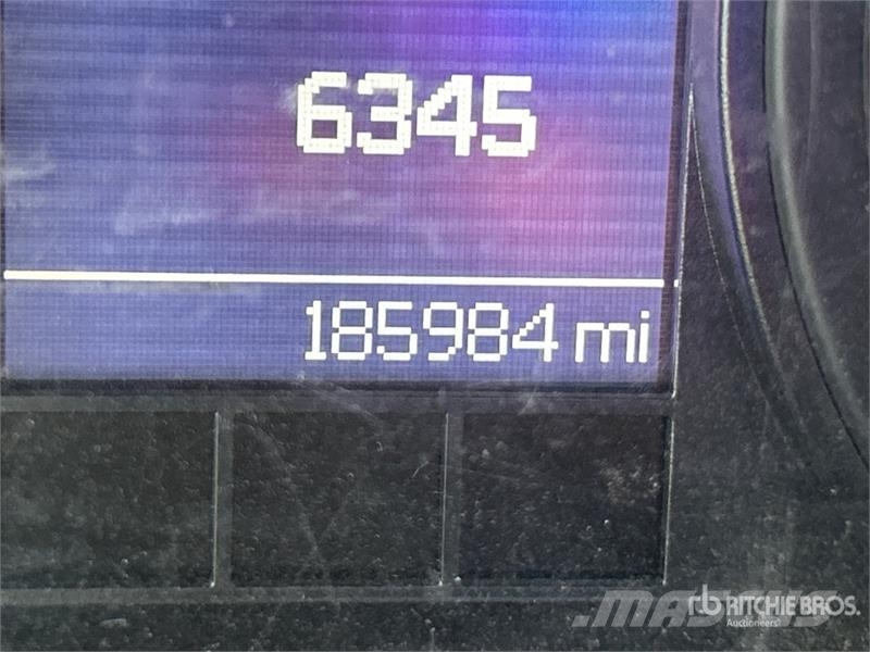 Dodge Ram 5500 Pritschenwagen/Pritschenwagen mit Seitenklappe