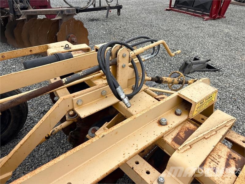 Domries 1090-JJ-F 80 in Semi-Mount Tandem Disc Schijveneggen