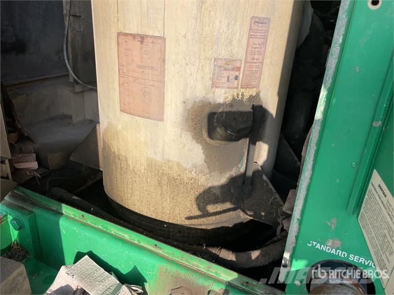 Doosan 1170/350 Mobile Air Compressor مكابس