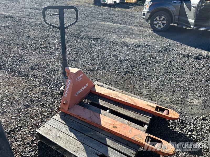 Doosan 5500 lb Pallet Jack Transpalette manuel