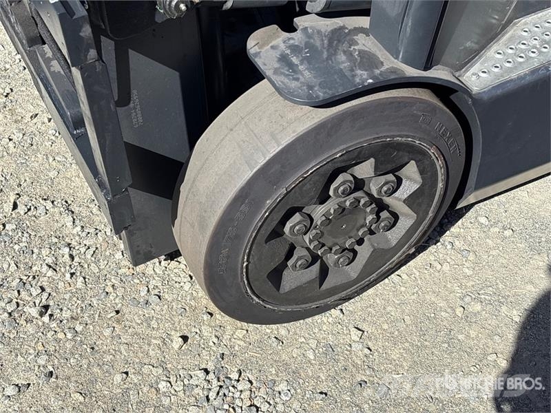Doosan BC25S-7 2500 lb Cushion Tire Forklift Viličarji - drugo
