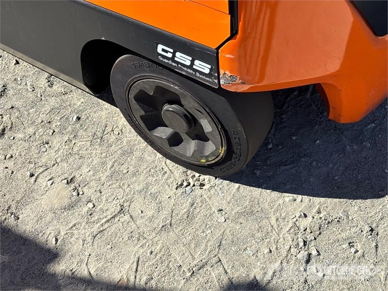 Doosan BC25S-7 2500 lb Cushion Tire Forklift Viličarji - drugo