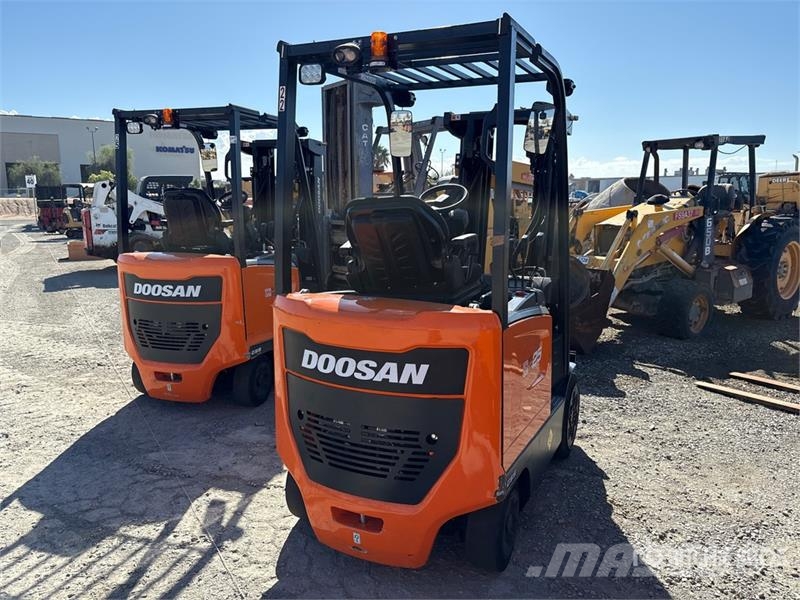 Doosan BC25S-7 2500 lb Forklift Viličarji - drugo