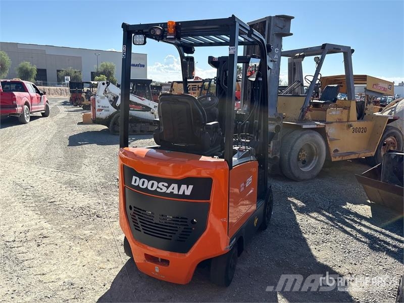 Doosan BC25S-7 2500 lb Forklift Viličarji - drugo