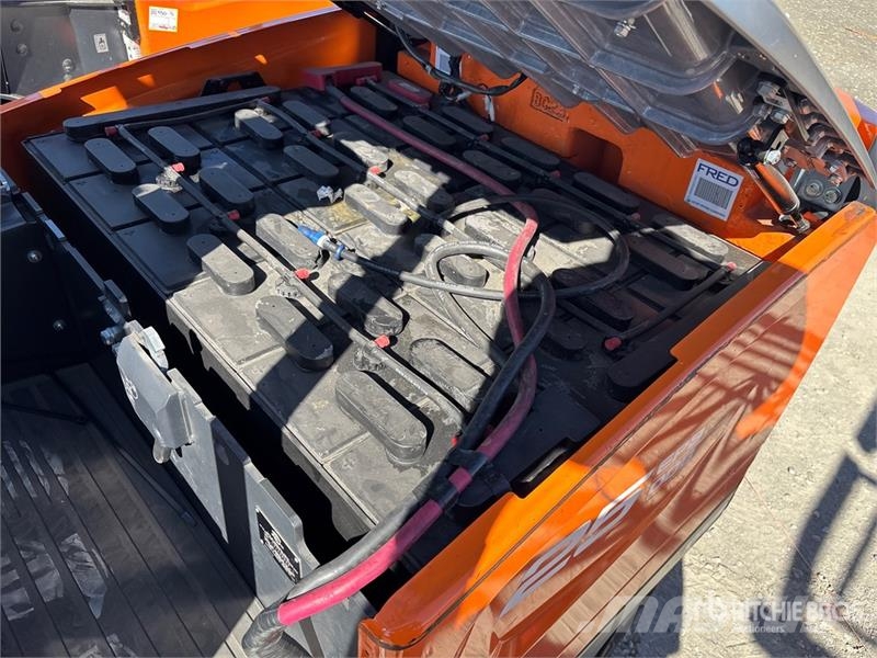 Doosan BC25S-7 2500 lb Cushion Tire Forklift Viličarji - drugo