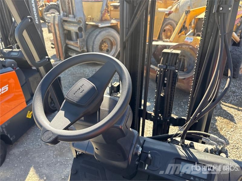 Doosan BC25S-7 2500 lb Forklift Viličarji - drugo