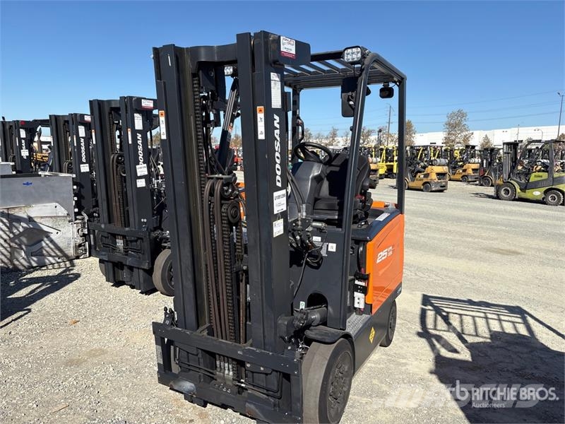 Doosan BC25S-7 2500 lb Forklift Viličarji - drugo