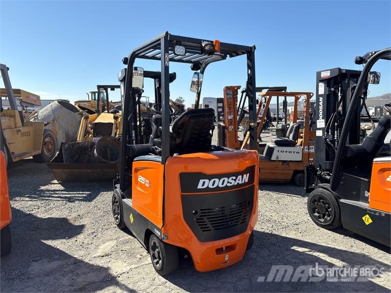 Doosan BC25S-7 2500 lb Forklift Viličarji - drugo