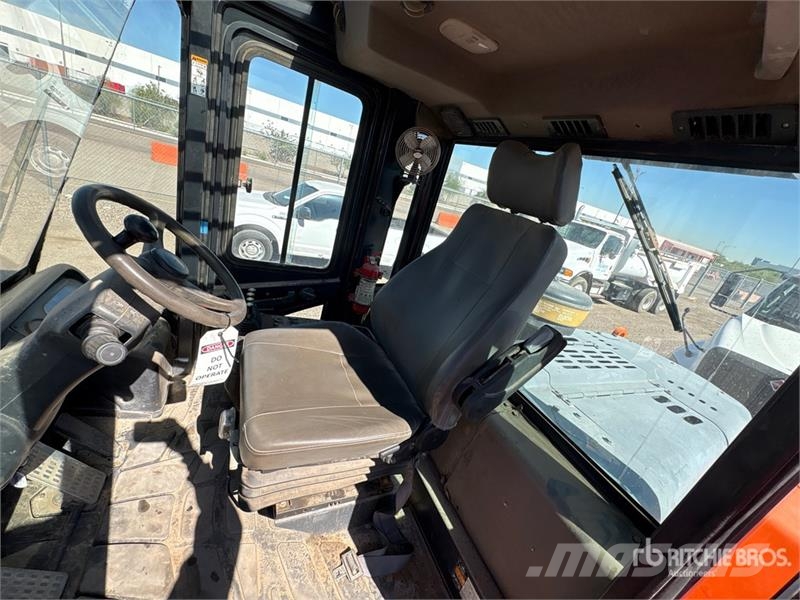 Doosan D160S-5 Pneumatic Tire Forklift Інше