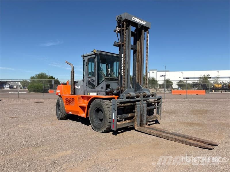 Doosan D160S-5 Pneumatic Tire Forklift Інше