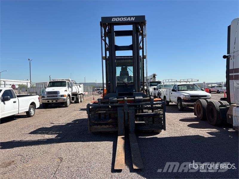 Doosan D160S-5 Pneumatic Tire Forklift Інше