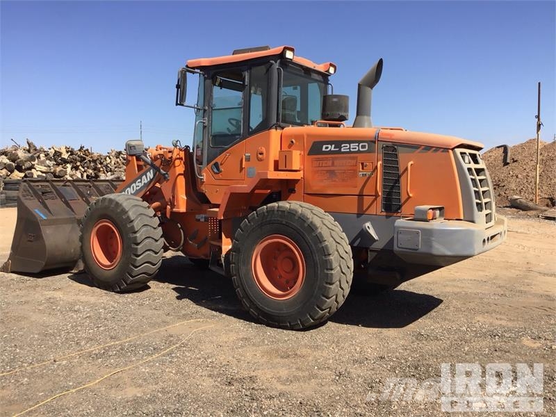 Doosan DL250-3 Utovarivači na točkove