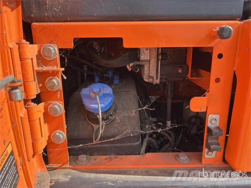 Doosan DX170LC-5 Tracked Excavator Kāpurķēžu ekskavatori