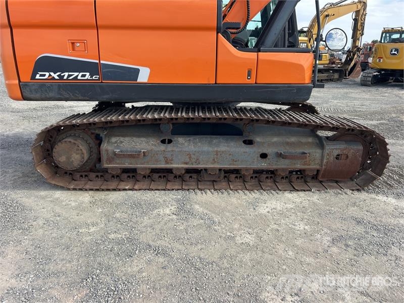 Doosan DX170LC-5 Tracked Excavator Kāpurķēžu ekskavatori