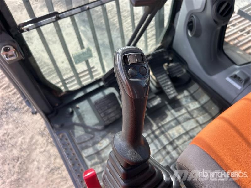 Doosan DX170LC-5 Tracked Excavator Kāpurķēžu ekskavatori