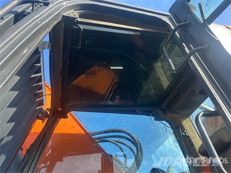 Doosan DX235LCR-5 Tracked Excavator (Inoperable) Excavadoras de cadenas