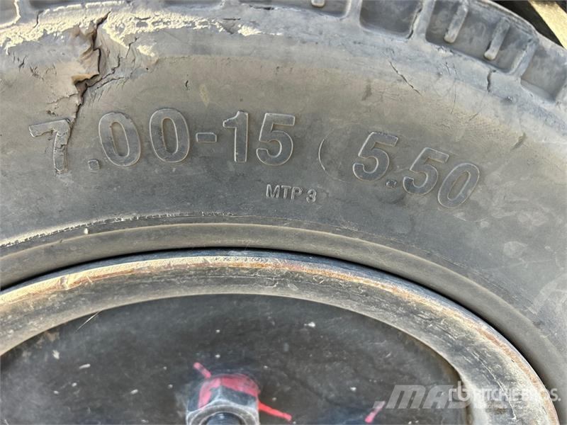 Doosan G25E-5 4600 lb Forklift Empilhadores - Outros