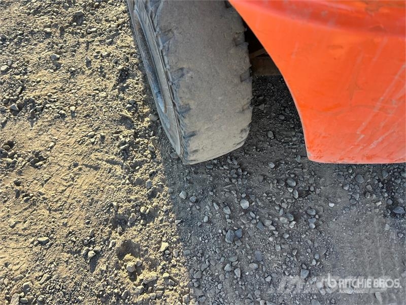 Doosan G25E-5 4600 lb Forklift Empilhadores - Outros
