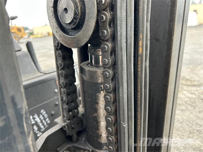 Doosan G25N-7 4600 lb Cushion Tire Forklift Gaffeltrucker - Annet