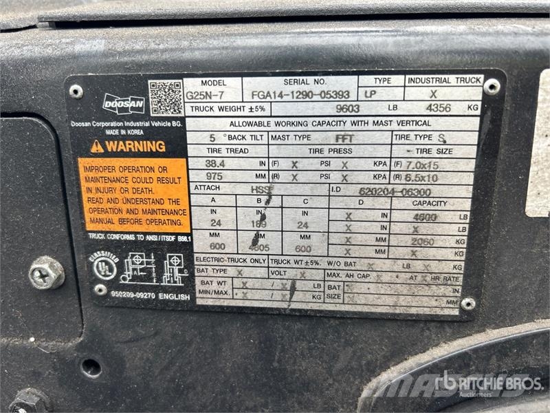 Doosan G25N-7 4600 lb Cushion Tire Forklift Gaffeltrucker - Annet