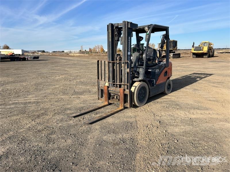 Doosan G25P-7 4600 lb Forklift Empilhadores - Outros