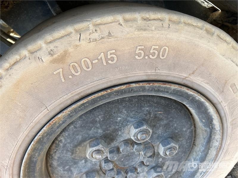 Doosan G25P-7 4600 lb Forklift Empilhadores - Outros