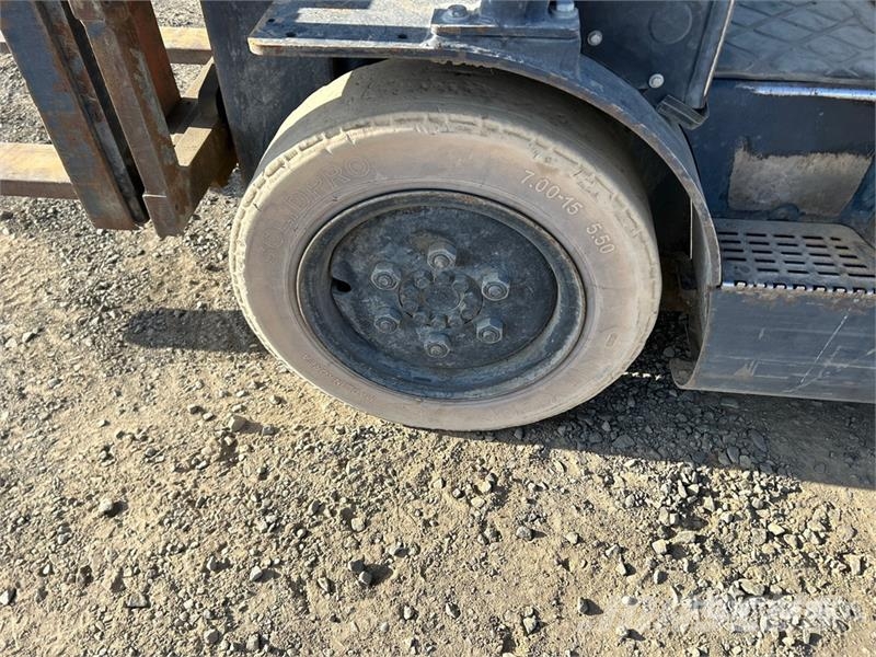 Doosan G25P-7 4600 lb Forklift Empilhadores - Outros