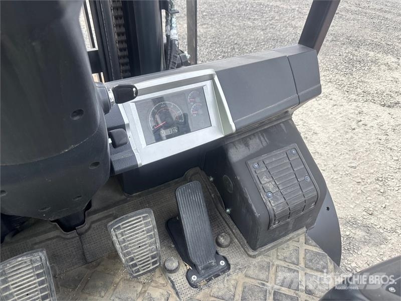 Doosan G35S-7 6950 lb Forklift Інше
