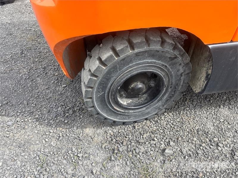 Doosan G35S-7 6950 lb Forklift Інше