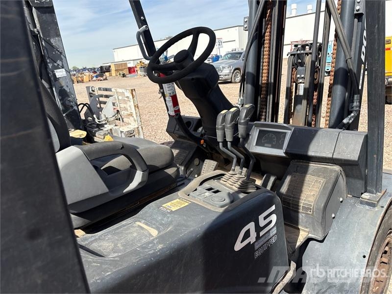 Doosan G45S-7 8700 lb Forklift شاحنات ذات رافعات شوكية - أخرى