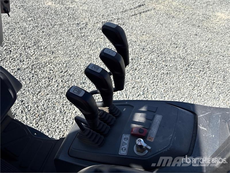 Doosan GC18S-9 3400 lb Cushion Tire Forklift Інше