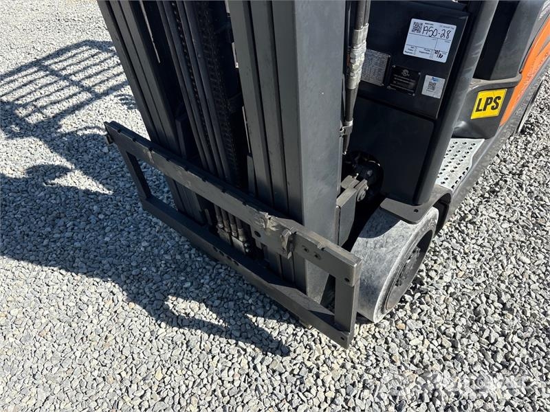 Doosan GC18S-9 3400 lb Cushion Tire Forklift Другие складские механизмы