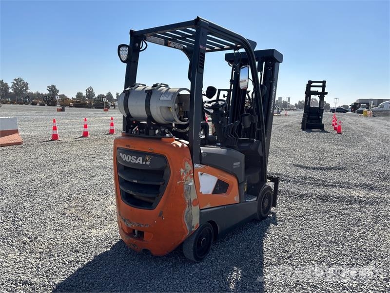 Doosan GC18S-9 3400 lb Cushion Tire Forklift Інше