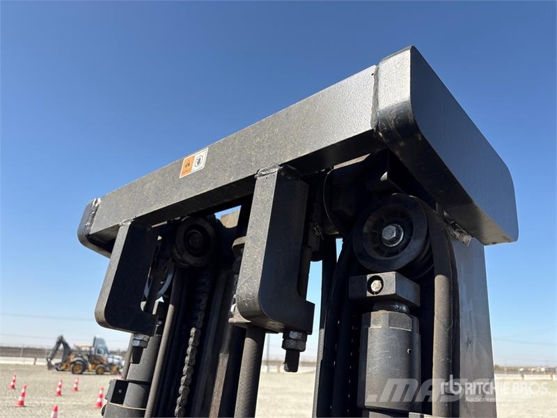 Doosan GC18S-9 3400 lb Cushion Tire Forklift Другие складские механизмы