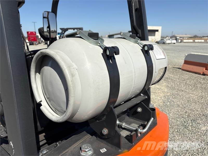 Doosan GC18S-9 6702 lb Forklift Інше