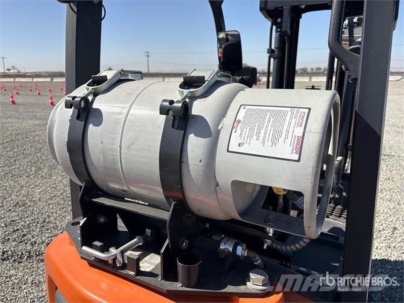 Doosan GC18S-9 6724 lb Forklift Інше