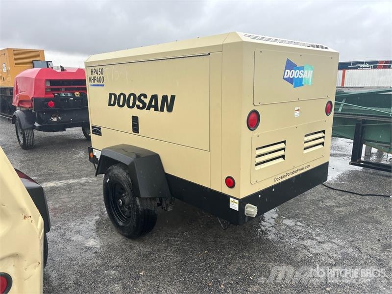 Doosan HP450/VHP400 450 cfm Mobile Air Compressor Compressores