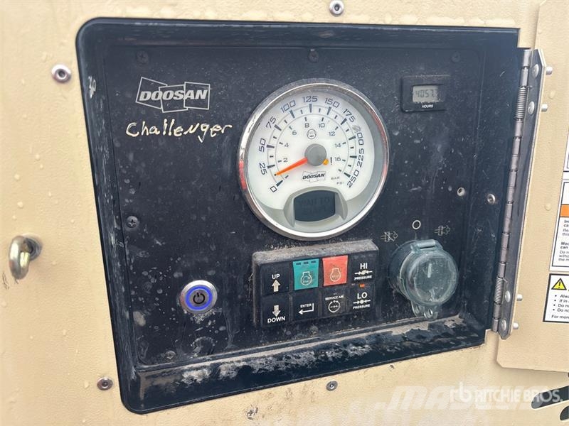 Doosan HP450/VHP400 Mobile Air Compressor 콤푸레샤
