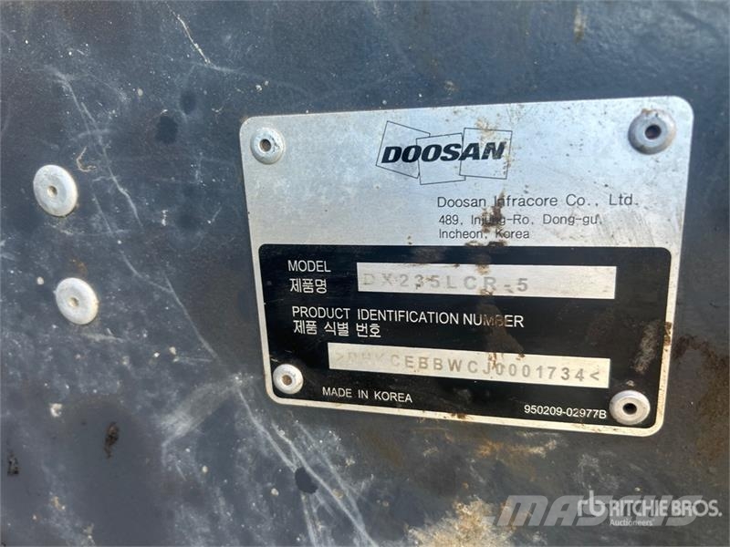 Doosan LCR235 Tracked Excavator (Inoperable) Kāpurķēžu ekskavatori