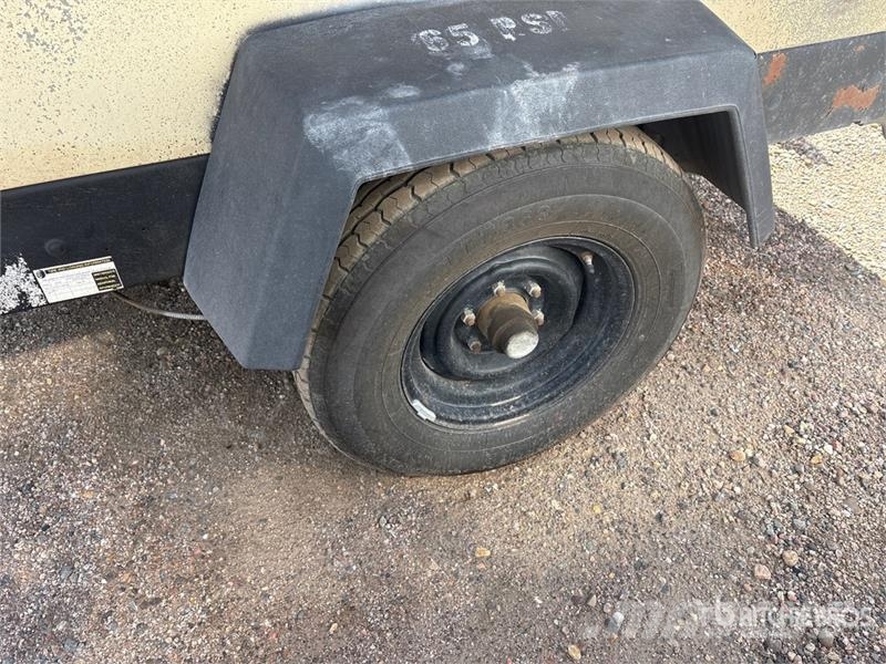 Doosan P425 HP375 425 cfm Mobile Air Compressor 空氣壓縮機