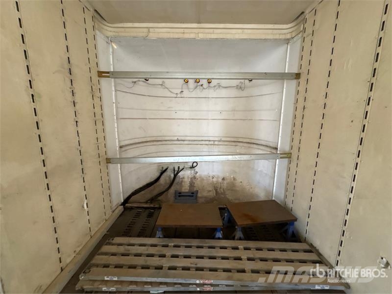 Dorsey DFVPT-E T/A 3 Car Enclosed Car Carrier Trailer Araç nakil yari çekicileri