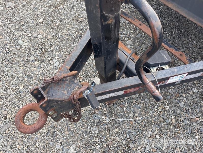 Double A 16 ft T/A Equipment Trailer Auto pārvadāšanas treileri