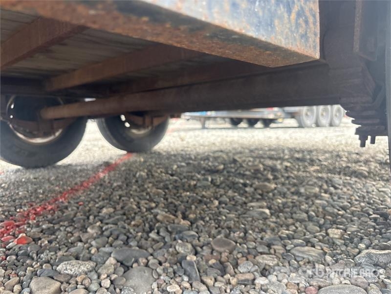 Double A 16 ft T/A Equipment Trailer Auto pārvadāšanas treileri