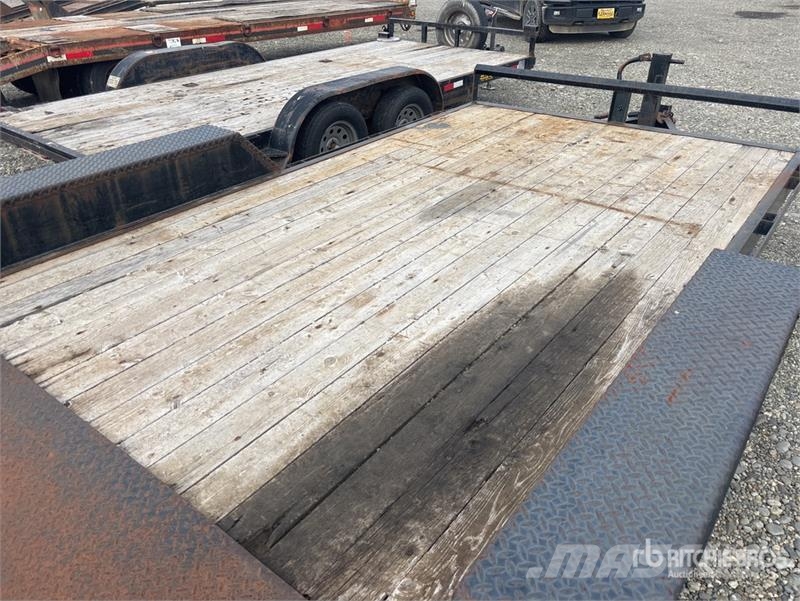 Double A 16 ft T/A Equipment Trailer Auto pārvadāšanas treileri