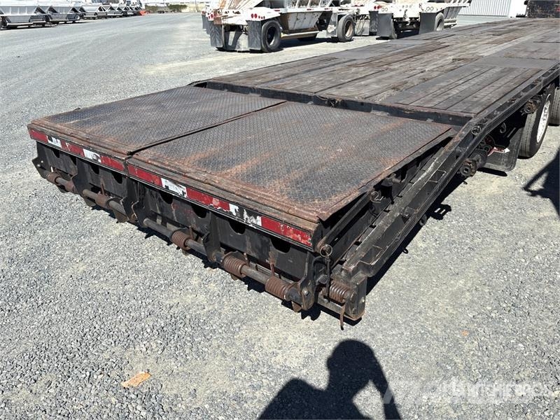 Double A Trailers 52 ft Tri/A Step Deck Trailer لوادر منخفضة